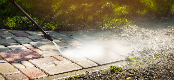 Best Fence Cleaning  in Liberty Triangle, FL