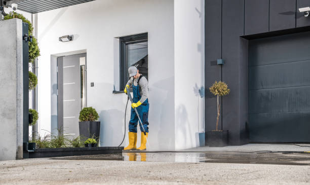Professional Pressure Washing Services in Liberty Triangle, FL